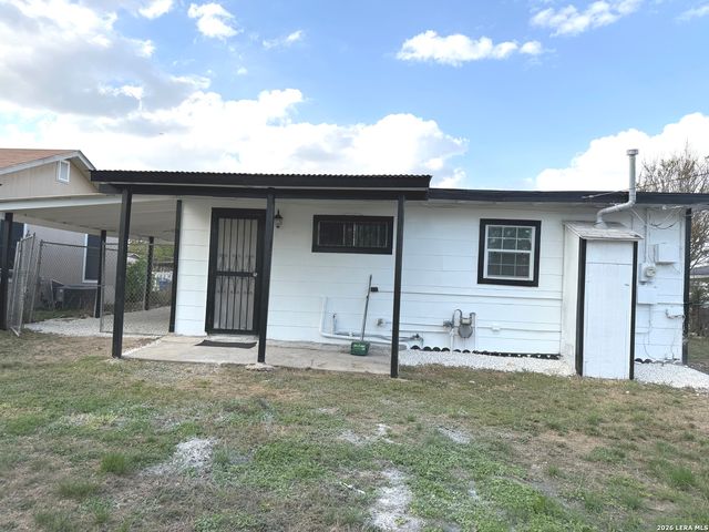 122 Waugh, San Antonio, TX 78223