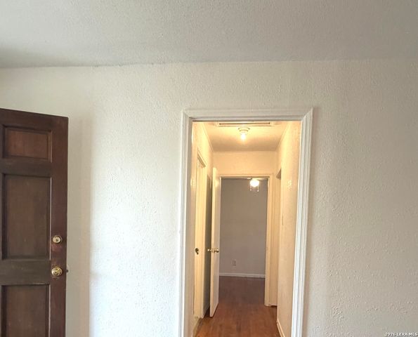 122 Waugh, San Antonio, TX 78223