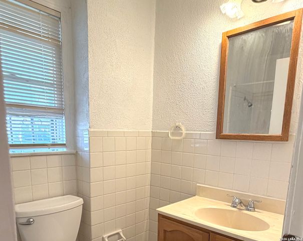 122 Waugh, San Antonio, TX 78223