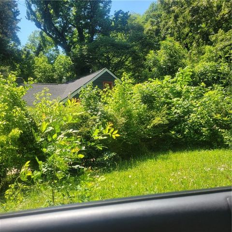 1220 Bolton Road NW, Atlanta, GA 30331