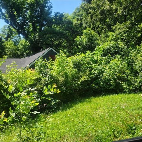 1220 Bolton Road NW, Atlanta, GA 30331