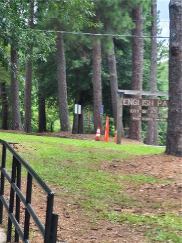 1220 Bolton Road NW, Atlanta, GA 30331