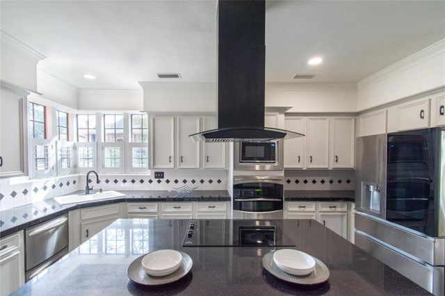 17511 Hidden Forest Circle, Spring, TX 77379