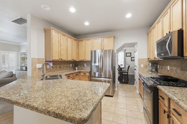 3019 Eagle Lake Drive, Pearland, TX 77581