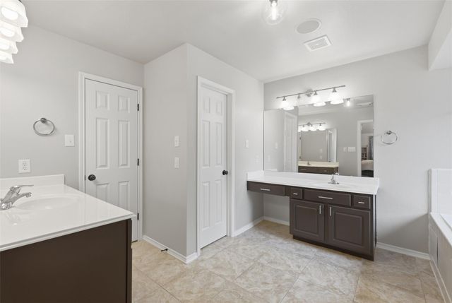 3019 Eagle Lake Drive, Pearland, TX 77581