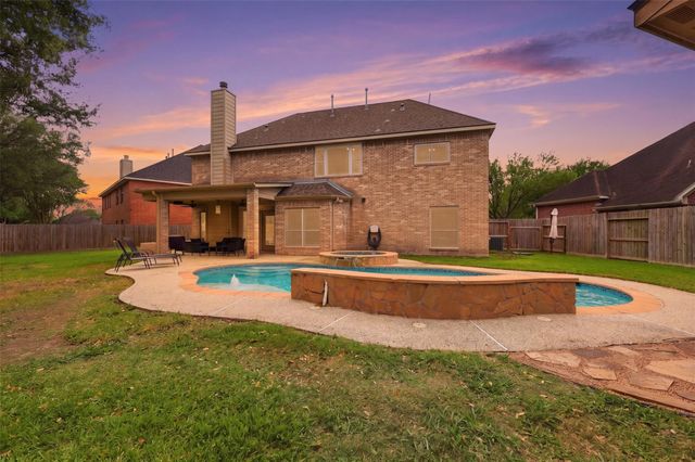 3019 Eagle Lake Drive, Pearland, TX 77581