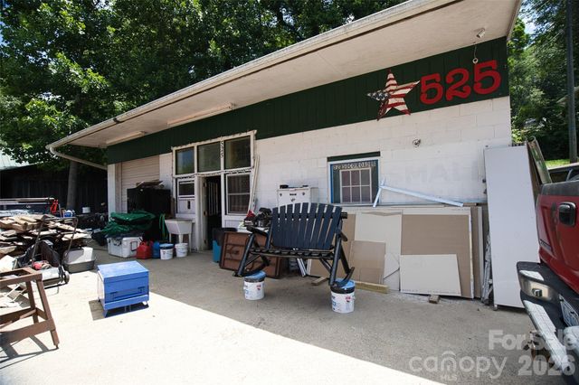 521 & 525 Soco Road, Maggie Valley, NC 28751
