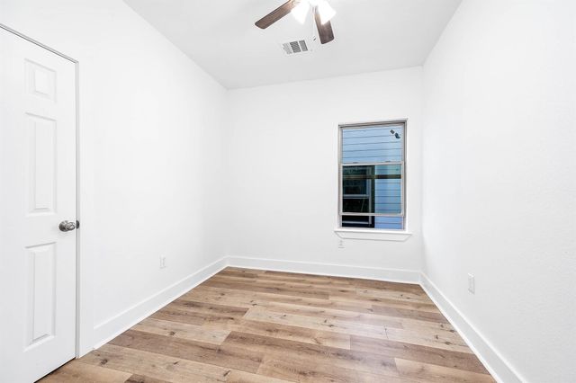 16982 W Hammon, Montgomery, TX 77316