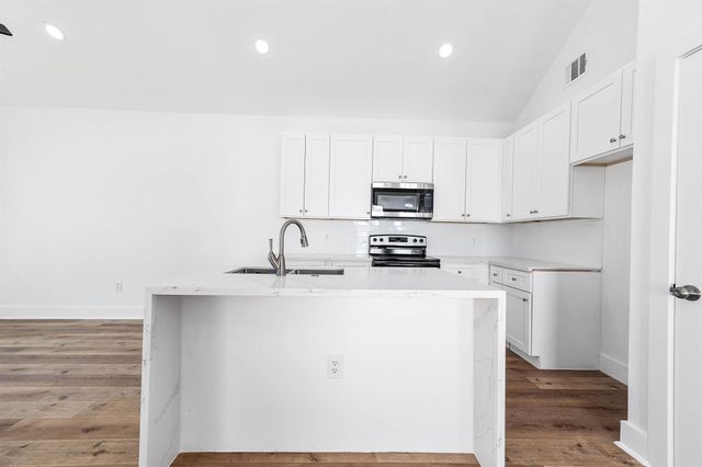 16982 W Hammon, Montgomery, TX 77316