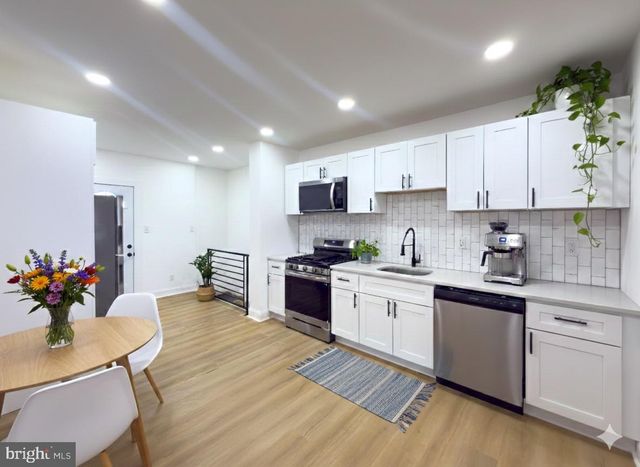 5237 GREENWAY AVE, Philadelphia, PA 19143