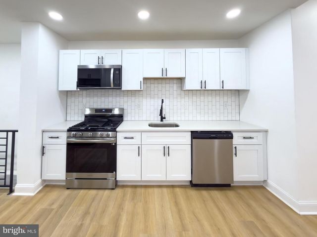 5237 GREENWAY AVE, Philadelphia, PA 19143