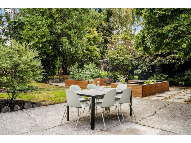 4752 Se 34TH Ave, Portland, OR 97202