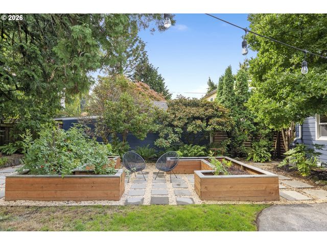 4752 Se 34TH Ave, Portland, OR 97202