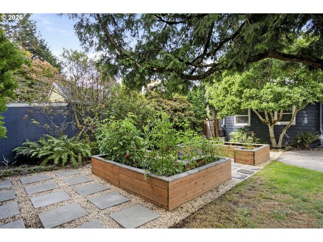 4752 Se 34TH Ave, Portland, OR 97202