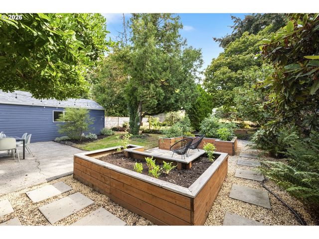 4752 Se 34TH Ave, Portland, OR 97202