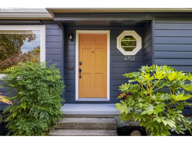 4752 Se 34TH Ave, Portland, OR 97202
