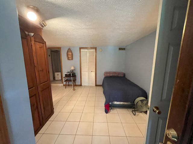 392 Lakeview Point Road, Harrodsburg, KY 40330