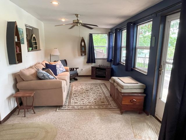 392 Lakeview Point Road, Harrodsburg, KY 40330