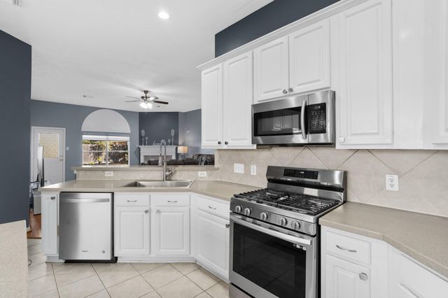 14814 Charleton Mill Lane, Sugar Land, TX 77498