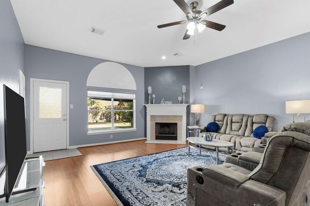 14814 Charleton Mill Lane, Sugar Land, TX 77498