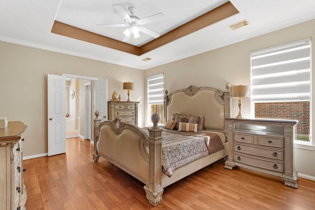 14814 Charleton Mill Lane, Sugar Land, TX 77498