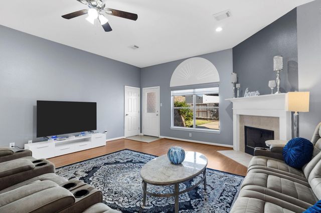 14814 Charleton Mill Lane, Sugar Land, TX 77498