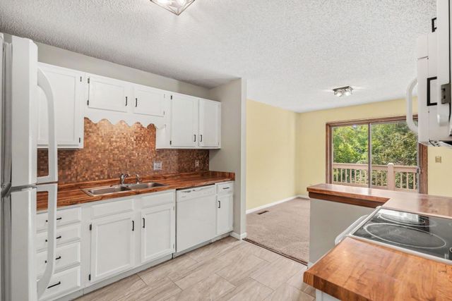 4213 Oakmede Lane 120D, White Bear Lake, MN 55110