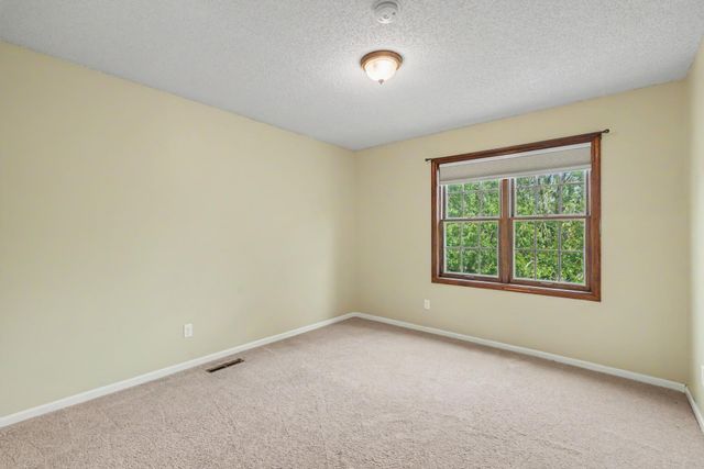 4213 Oakmede Lane 120D, White Bear Lake, MN 55110