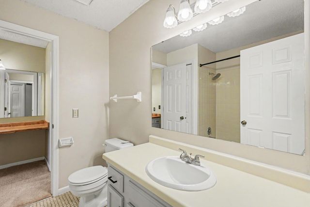 4213 Oakmede Lane 120D, White Bear Lake, MN 55110