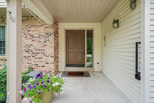 4213 Oakmede Lane 120D, White Bear Lake, MN 55110