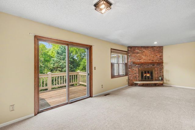 4213 Oakmede Lane 120D, White Bear Lake, MN 55110