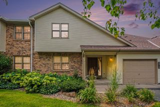 4213 Oakmede Lane 120D, White Bear Lake, MN 55110