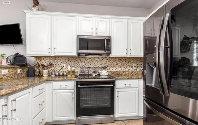 10225 W CAMELBACK Road 12, Phoenix, AZ 85037