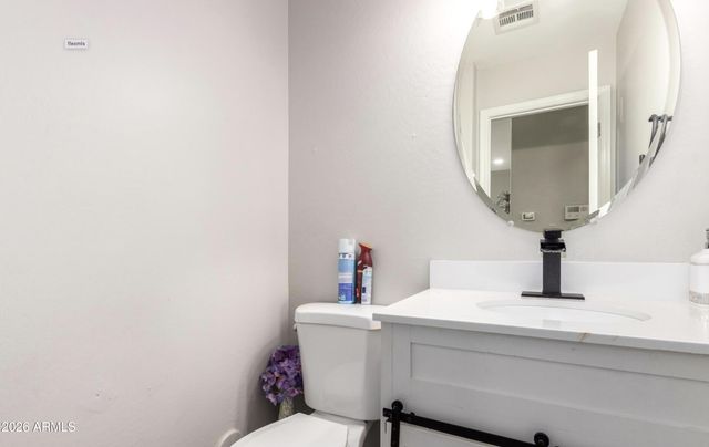 10225 W CAMELBACK Road 12, Phoenix, AZ 85037