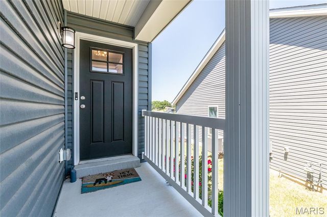 897 Black Bear Drive, House Springs, MO 63051