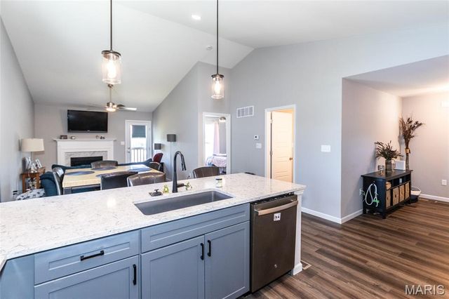 897 Black Bear Drive, House Springs, MO 63051