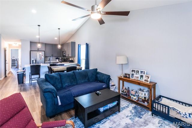 897 Black Bear Drive, House Springs, MO 63051