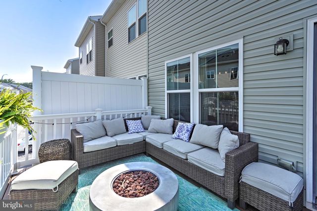 500 SAPPHIRE DR, Malvern, PA 19355