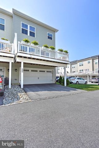 500 SAPPHIRE DR, Malvern, PA 19355