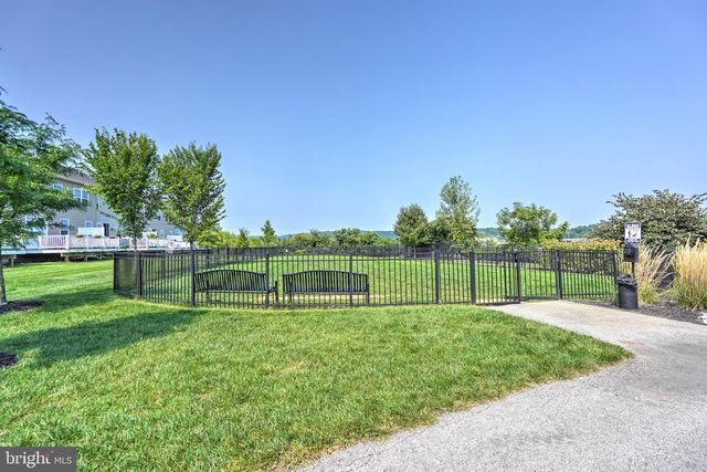 500 SAPPHIRE DR, Malvern, PA 19355