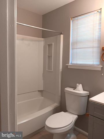 7102 CIPRIANO SPRINGS DR, Lanham, MD 20706