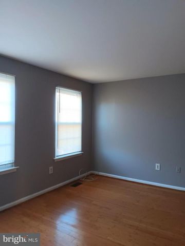 7102 CIPRIANO SPRINGS DR, Lanham, MD 20706