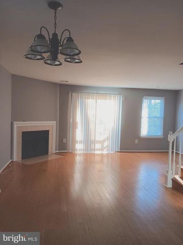 7102 CIPRIANO SPRINGS DR, Lanham, MD 20706