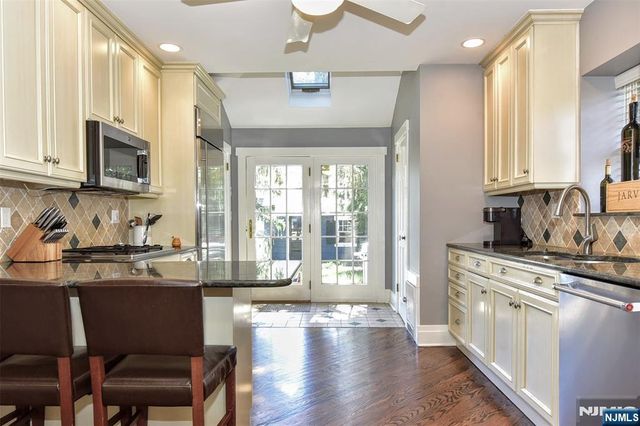 352 Fairway Road, Ridgewood, NJ 07450