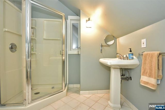 352 Fairway Road, Ridgewood, NJ 07450