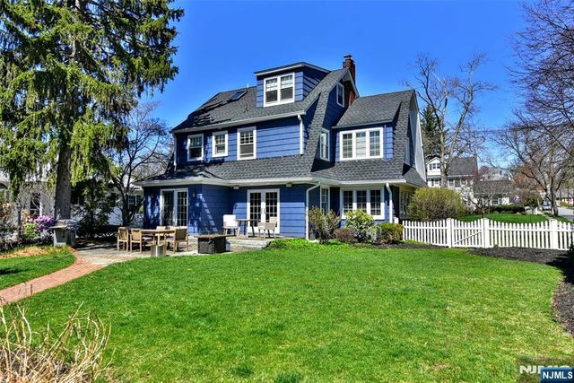 352 Fairway Road, Ridgewood, NJ 07450