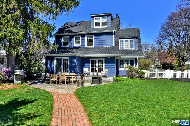 352 Fairway Road, Ridgewood, NJ 07450