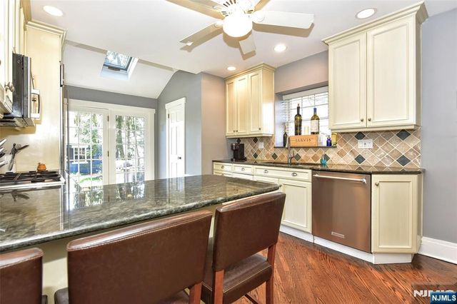 352 Fairway Road, Ridgewood, NJ 07450