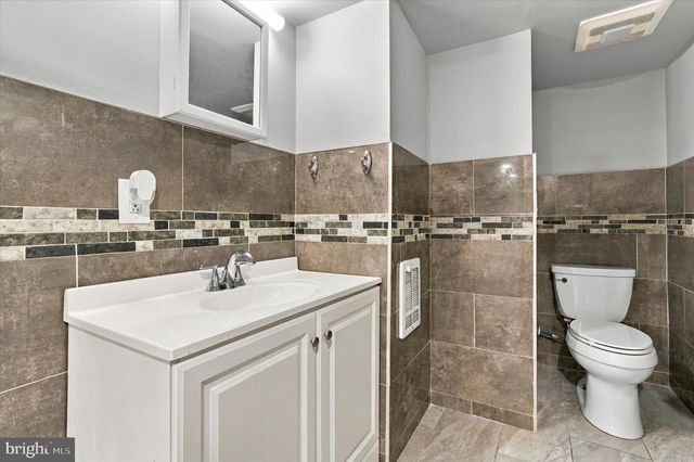 2484 N 77TH AVE, Philadelphia, PA 19150