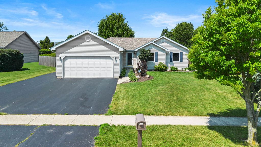 911 COTTONWOOD Drive, Elwood, IL 60421 — exterior